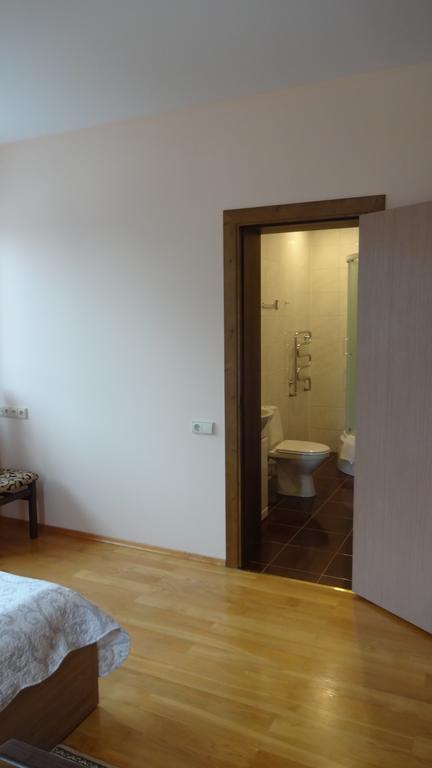 אוטנה Vidu Guest House מראה חיצוני תמונה