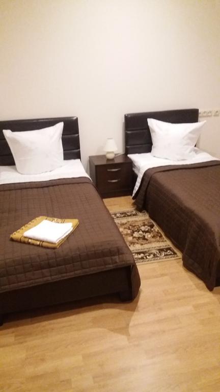 אוטנה Vidu Guest House מראה חיצוני תמונה