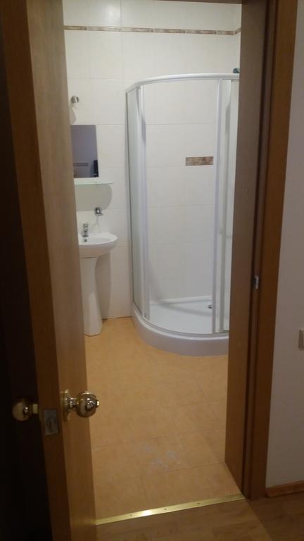 אוטנה Vidu Guest House מראה חיצוני תמונה