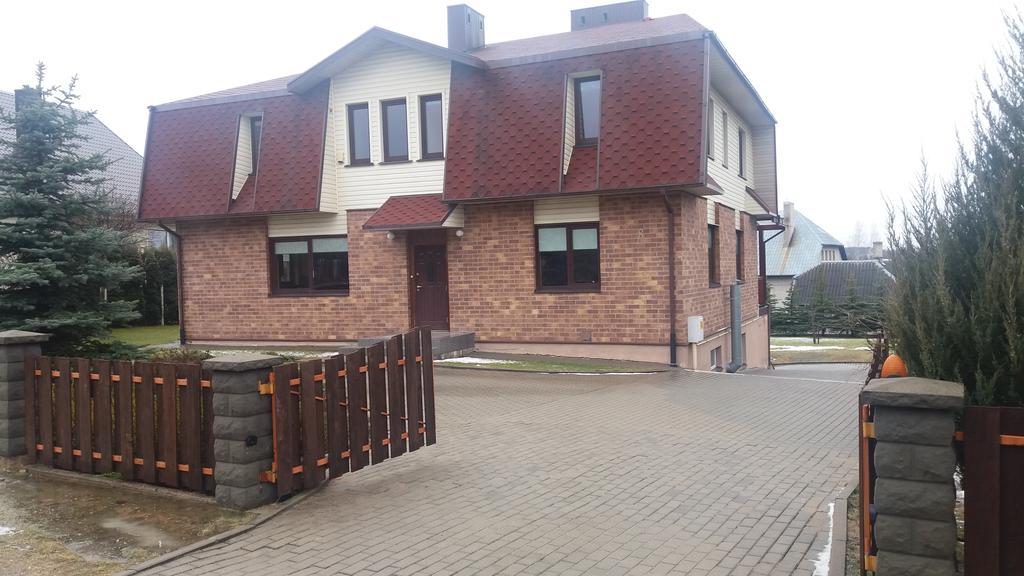 אוטנה Vidu Guest House מראה חיצוני תמונה