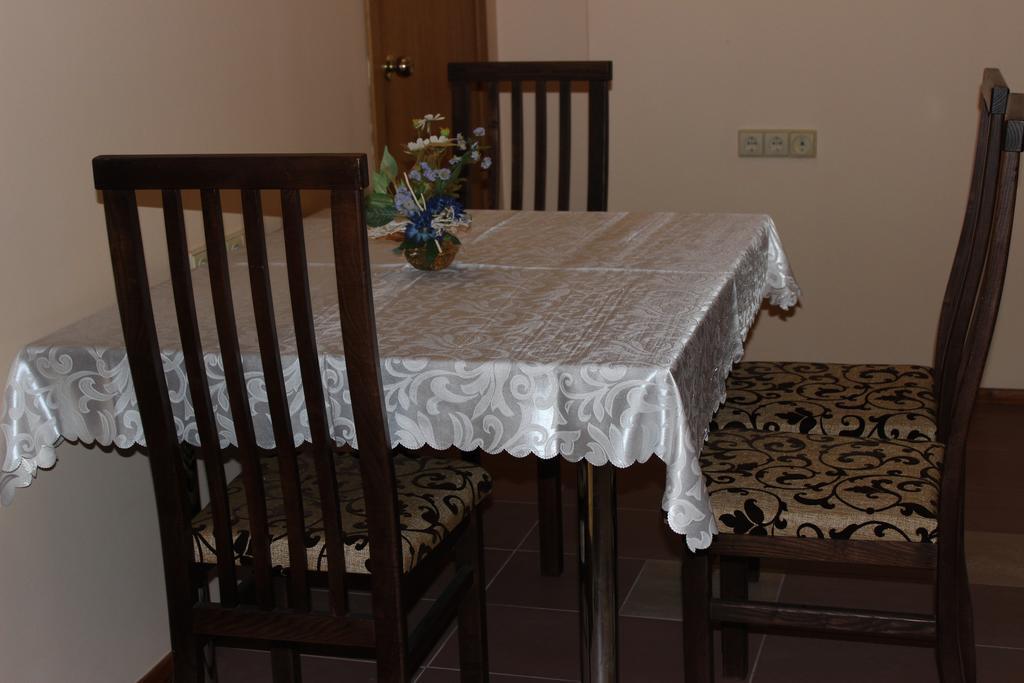 אוטנה Vidu Guest House מראה חיצוני תמונה