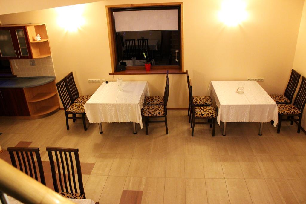 אוטנה Vidu Guest House מראה חיצוני תמונה